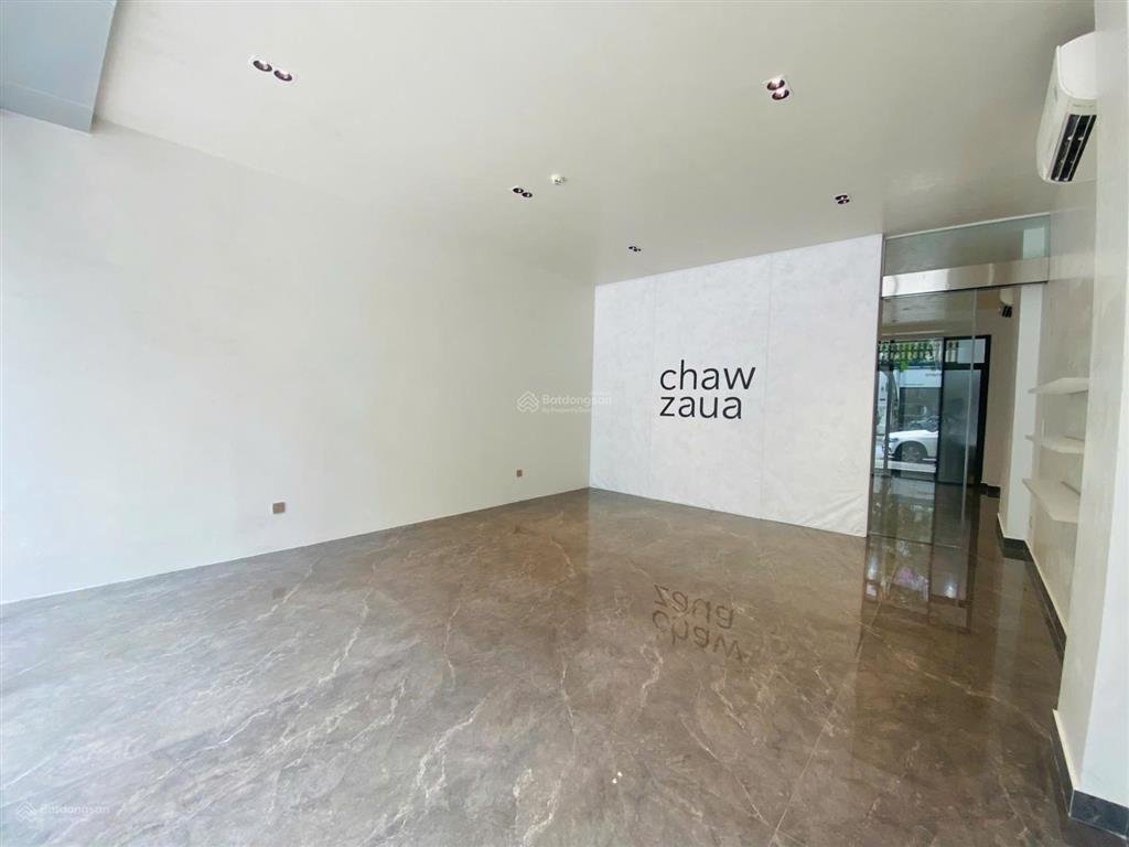 Cho thuê sàn văn phòng tầng 1 vinhomes marina
