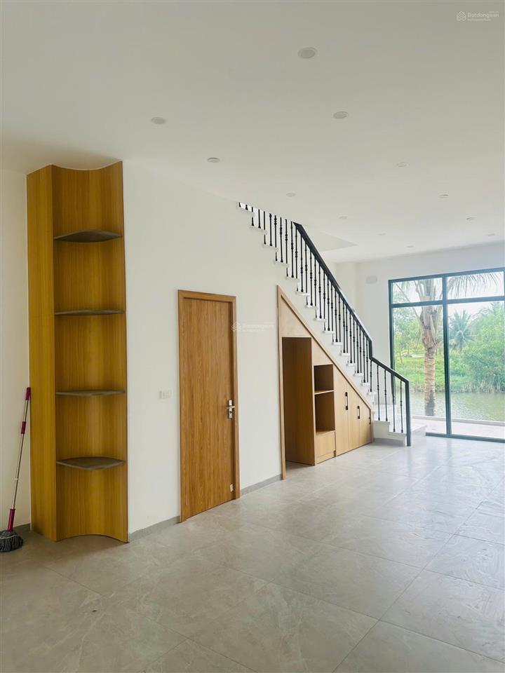 Chính chủ cho thuê shop liền kề vinhomes vũ yên  vị trí đẹp kinh doanh tốt
