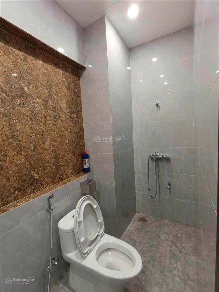 Cho thuê sàn văn phòng tầng 2 vinhomes marina, hải phòng