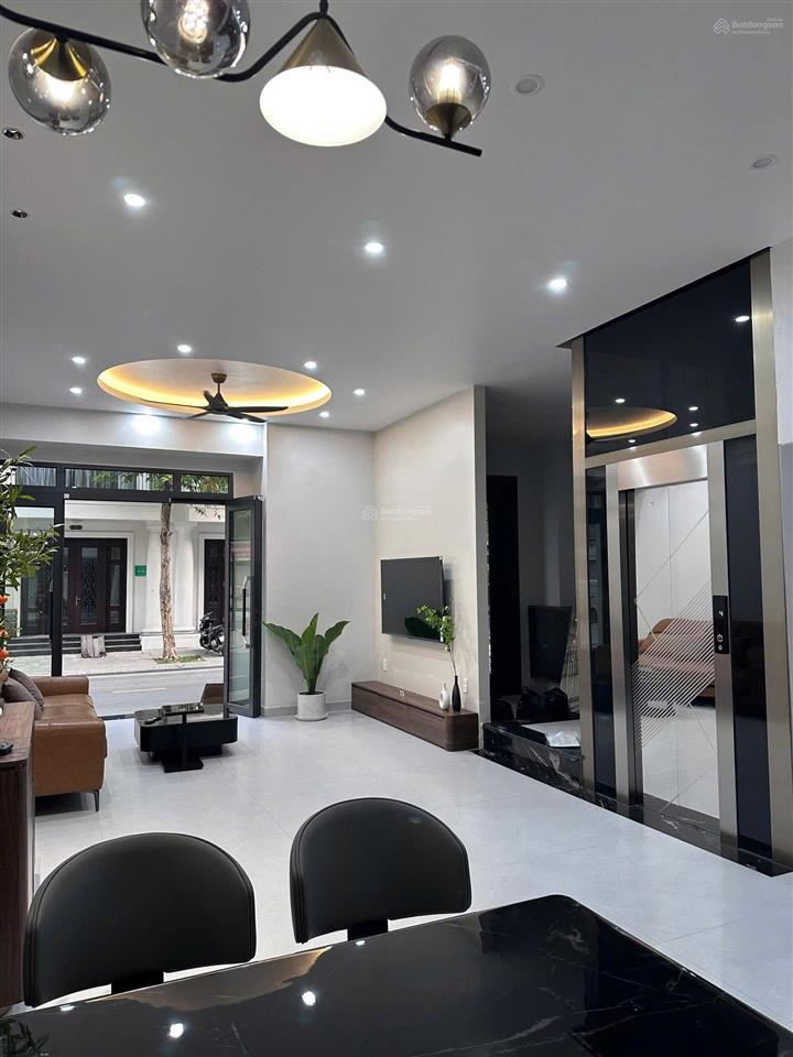 Cho thuê nguyên căn vinhomes marina nhà mới hoàn thiện
