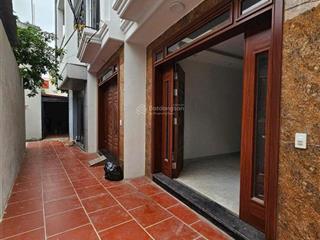 Bán nhà yên nội  giãn dân liên mạc gần ô tô, trường học, thoáng đãng 30m 5t 5.8 tỷ.  0328 016 ***