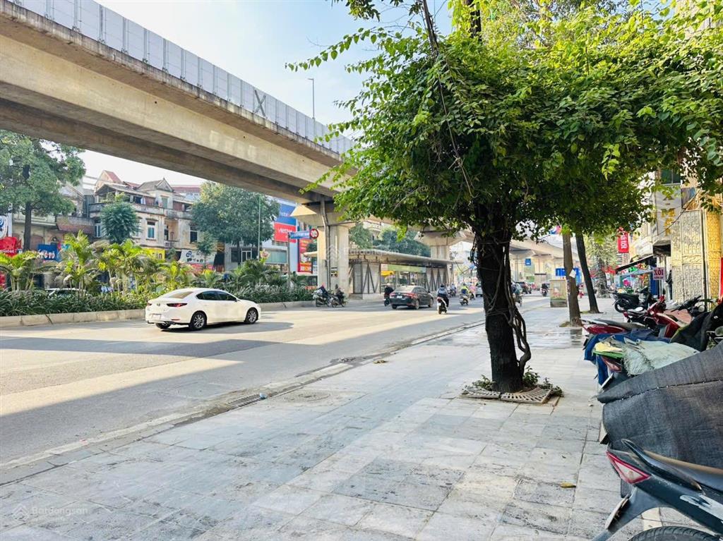 Bán nhà vạn phúc 32m 5 tầng mtiền 4.1m oto đỗ sát