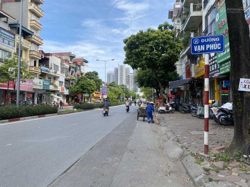 Bán nhà vạn phúc full nội thất đón tết mặt tiền rộng ngõ thông các ngả