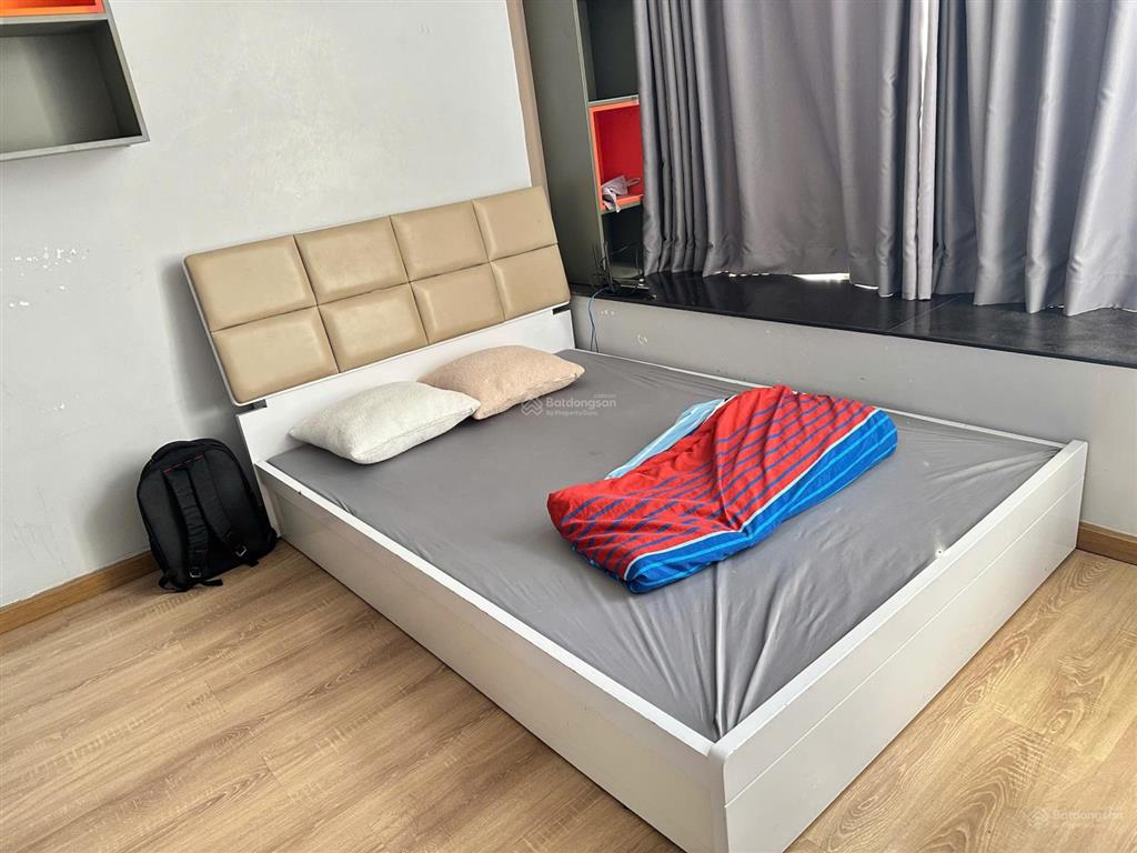 Bán căn 3pn lacasa dt 128m2 giá bán 6tỷ6 shr full nội thất đang có hđ thuê 18tr/th  0909 904 ***