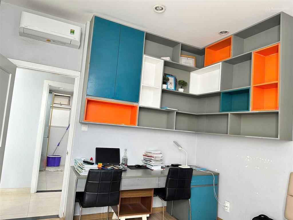 Bán căn 3pn lacasa dt 128m2 giá bán 6tỷ6 shr full nội thất đang có hđ thuê 18tr/th  0909 904 ***