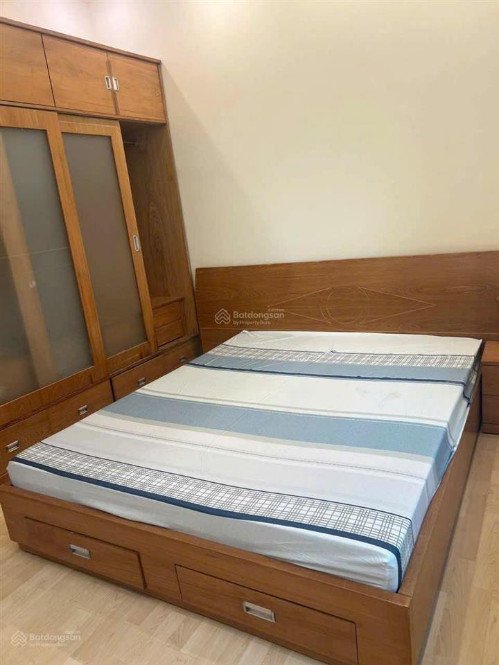 Cần bán ch phú mỹ  vph q7 dt 79m2 giá 5tỷ1 full nội thất đang có hđt tầng cao  0909 904 ***