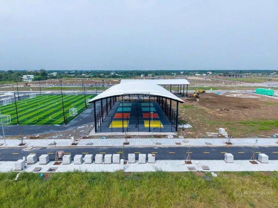 Bán lô đất shr dt 80m2 giá bán 1 tỷ3 trục đường 12m hiệp phước habour view  0909 904 ***