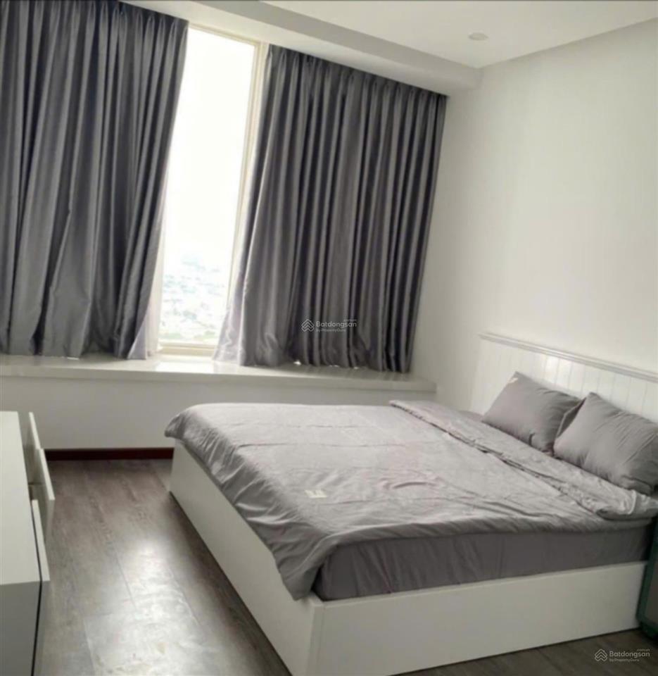 Bán căn hộ lacasa q7 dt 92m2 (2pn  2wc) giá 5,2 tỷ tầng cao view quận 1 shr, full nội thất