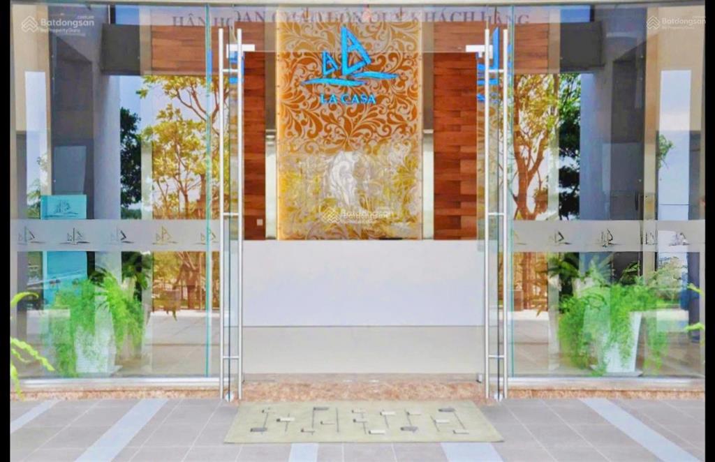 Bán căn hộ lacasa q7 dt 92m2 (2pn  2wc) giá 5,2 tỷ tầng cao view quận 1 shr, full nội thất