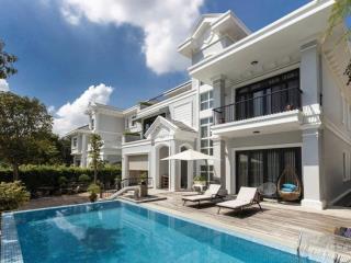 Bán biệt thự lâu đài chateau, tân phú, quận 7, 325 tỷ vnd, 580m2