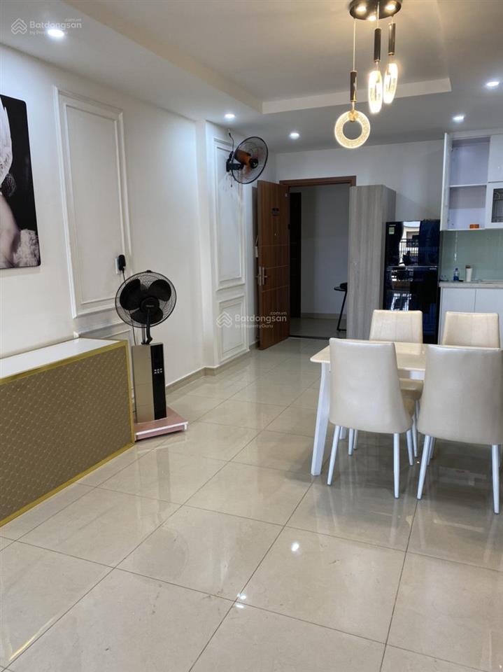 Cho thuê gấp căn hộ tại idico tân phú, nhiều tiện ích 2pn, 2wc, có nội thất giá 9 triệu, nhà đẹp.