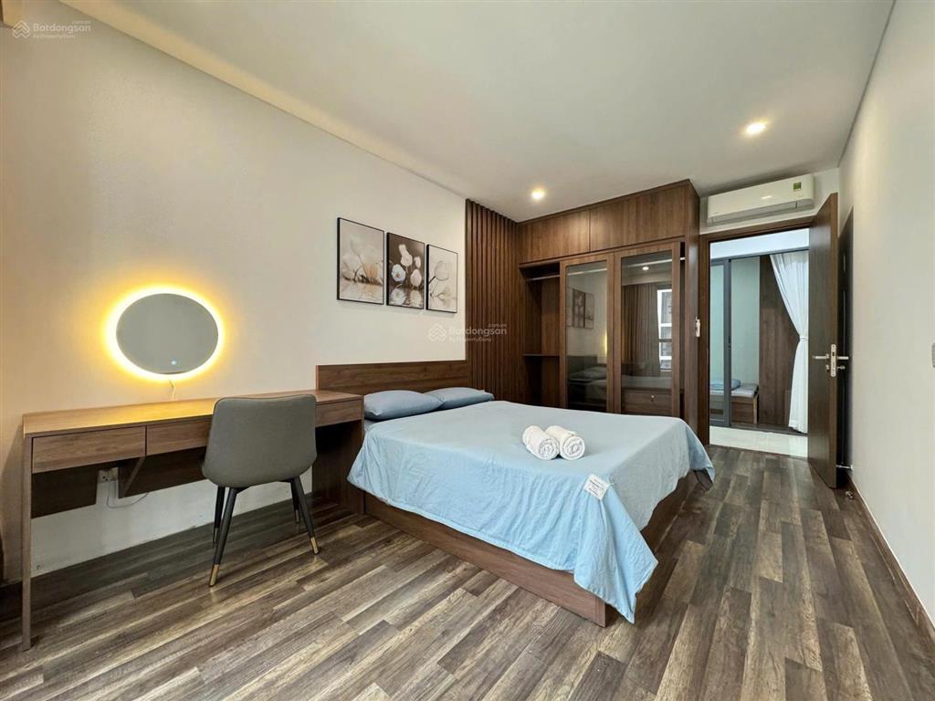 Cần bán gấp căn hộ chung cư phúc yên, tân bình dt 65m 2pn 2wc full nt đẹp , sổ hồng sẵn.