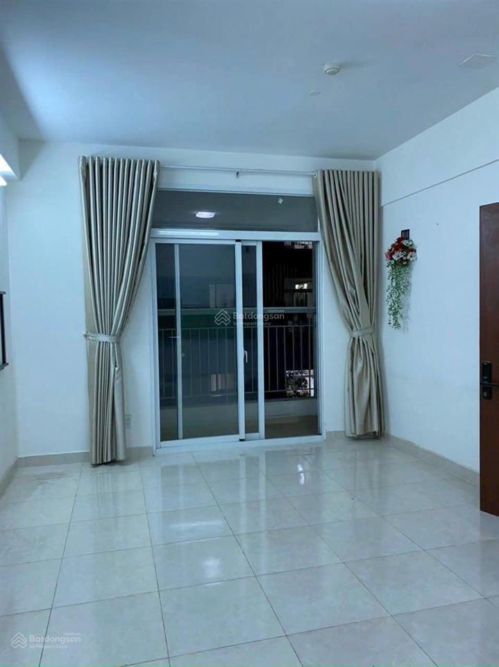 Kẹt tiền cần bán gấp căn hộ chung cư hưng ngân garden, dt 68,6m2 2pn 2wc  full nt giá 2,4 tỷ