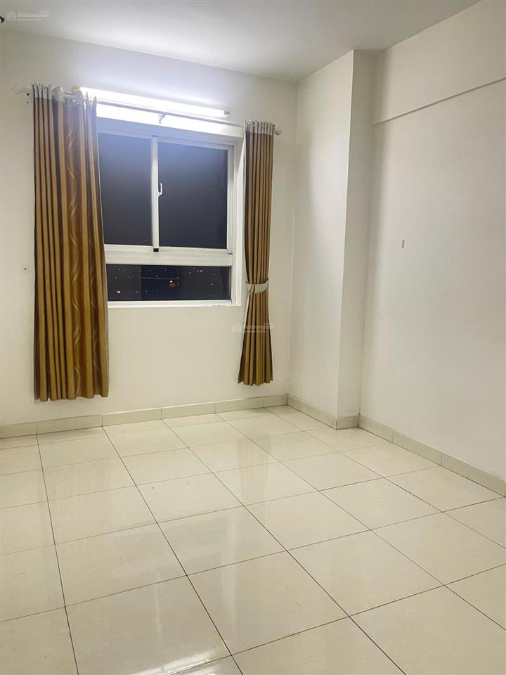 Kẹt tiền cần bán gấp căn hộ chung cư hưng ngân garden, dt 68,6m2 2pn 2wc  full nt giá 2,4 tỷ