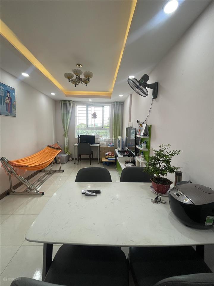 Căn đẹp giá tốt, cần bán gấp căn hộ chung cư hưng ngân,dt 68.6m,2pn,2wc có nội thất giá 2 tỷ 290 tr