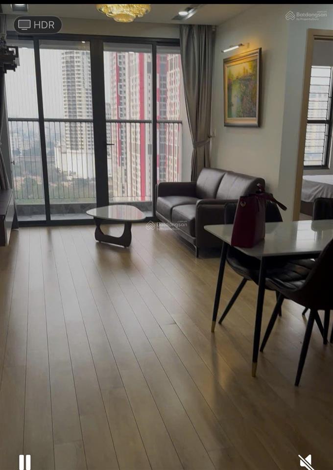 Bancông nam view hồ cực hiếm  em bán căn 92m2 gồm 3 ngủ, sẵn sổ đỏ, full nội thất đẹp xịn bonanza