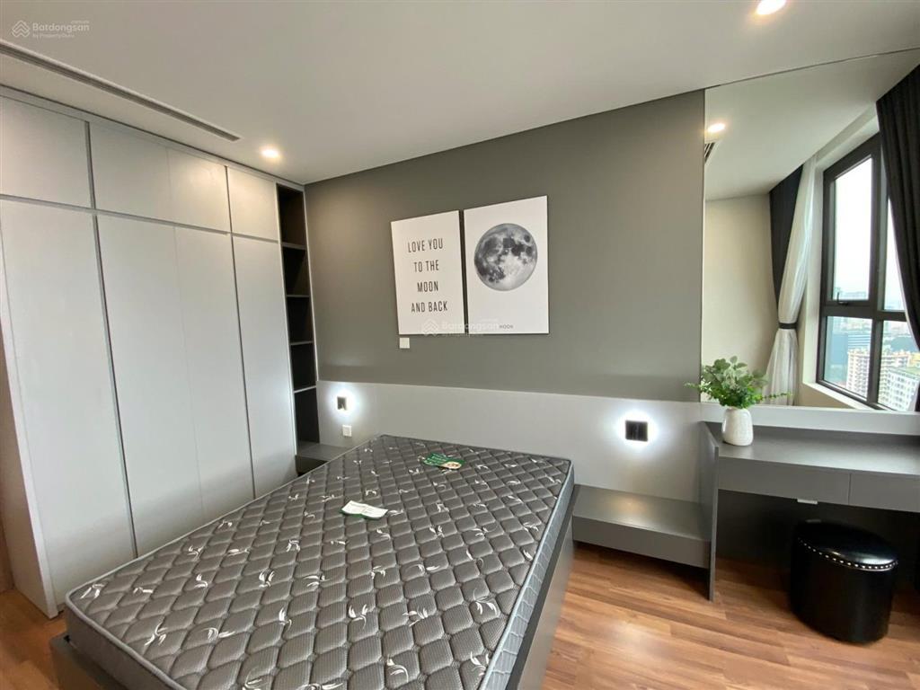 Bán căn góc 2 ngủ 2wc 70m² (có ban công) hướng mát mipec rubik 360, tầng trung view cực đẹp, sổ đỏ