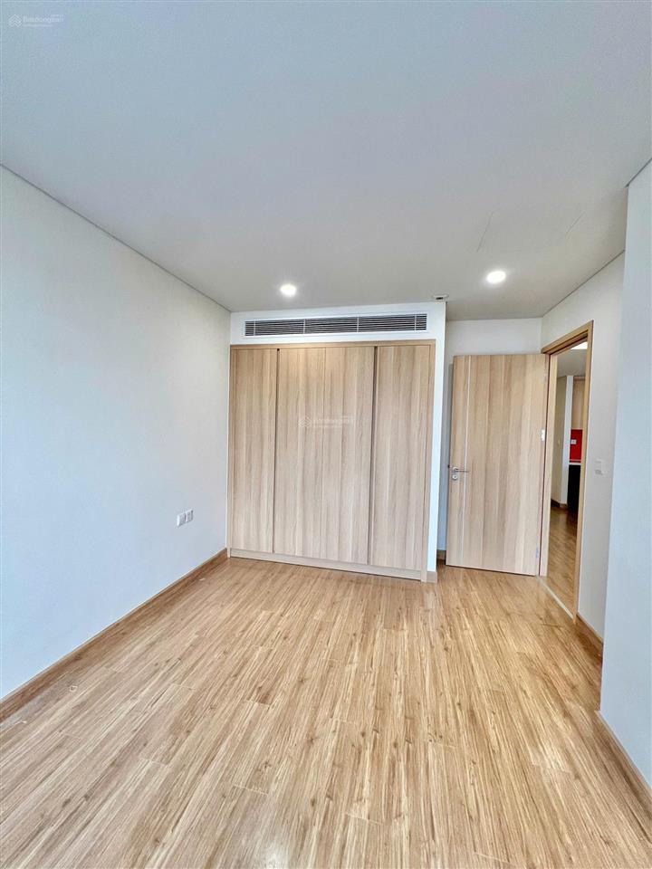 Bán căn hộ tại sky park residence, 10,3 tỷ, 79m2,gồm 2+1 phòng ngủ, view thoáng đẹp, sẵn sổ đỏ