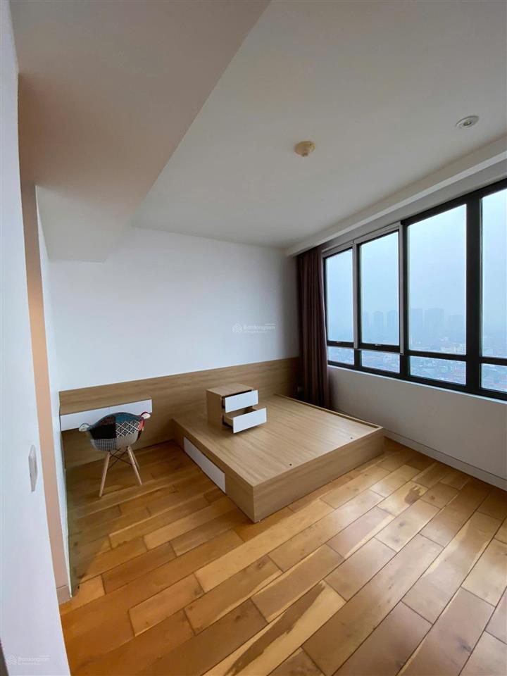Bán căn căn góc đông nam 117m2 3pn,2wc view không bị chắn,đẹp nhất dự án tại indochina plaza hanoi