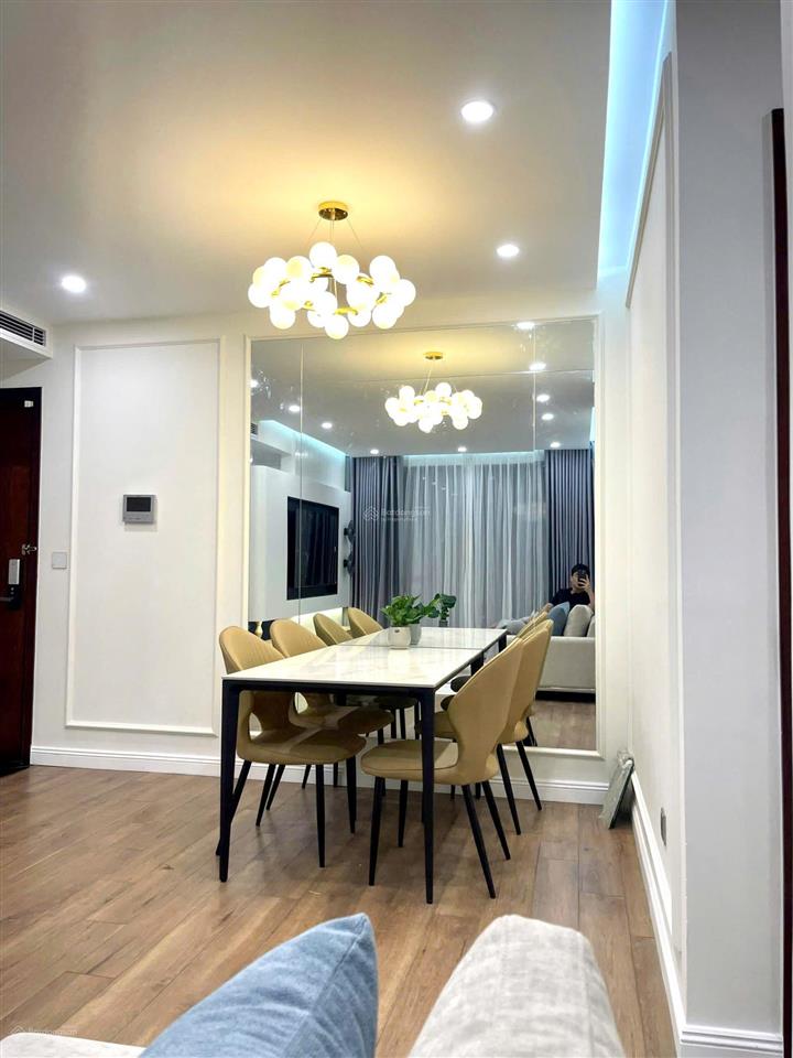 Bán căn góc view hồ starlake 6th element, 87m2, 2pn, 2wc, view hồ cực đỉnh, sẵn sổ đỏ, có slot oto