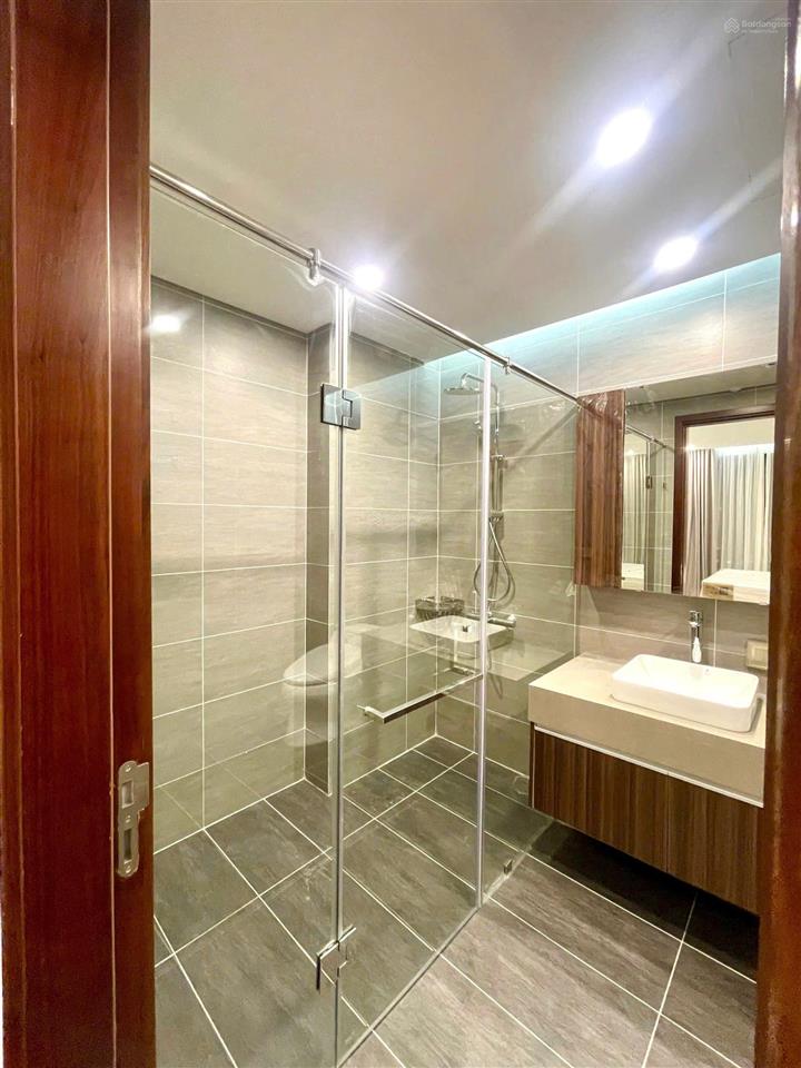 Bán căn góc view hồ starlake 6th element, 87m2, 2pn, 2wc, view hồ cực đỉnh, sẵn sổ đỏ, có slot oto