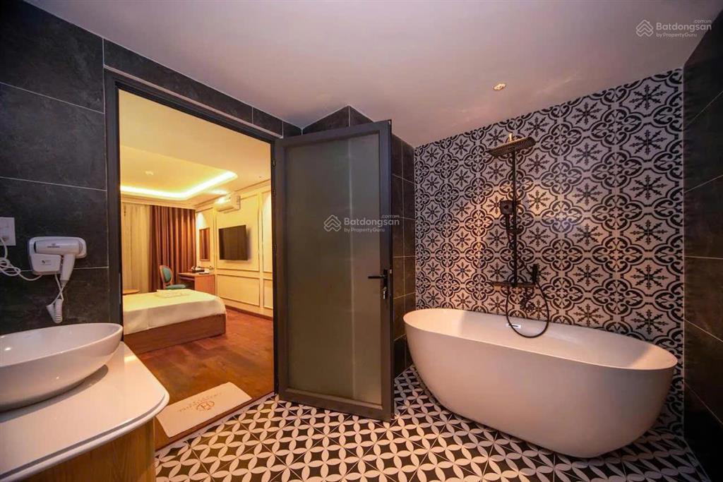 Grand hotel  lê văn thọ  hdt 80tr, 25 phòng nội thất cao cấp chỉ 28.5 tỷ