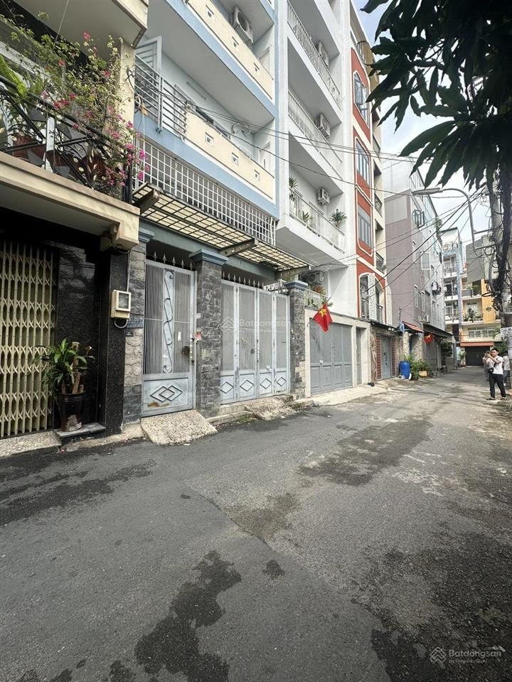 Một trong số ít cấp 4 ngay 497/phan văn trị p5 ngay emart, dt 5.6x17m chỉ 12,5 tỷ