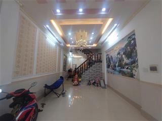 DĨ AN - SIÊU PHẨM PHÚ HỒNG THỊNH 6 - NHÀ 3 TẦNG HIỆN ĐẠI - GIÁ ĐẦU TƯ