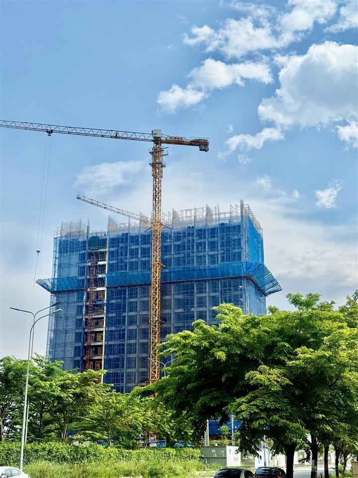 Bán căn hộ citi grand 2pn  2wc, đã có hdmb, tầng trung, view thành phố.  0948 894 ***
