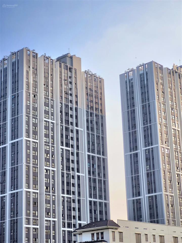 Bán citiesto, đã có sổ, 2pn  1wc, quận 2, full nội thất, tầng trung, view l81.  0948 894 ***