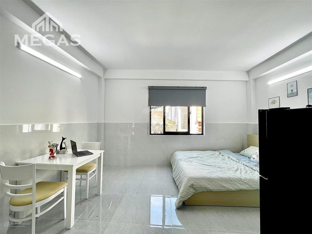 Cho thuê studio full nội thất cửa sổ ở lê văn sỹ q3