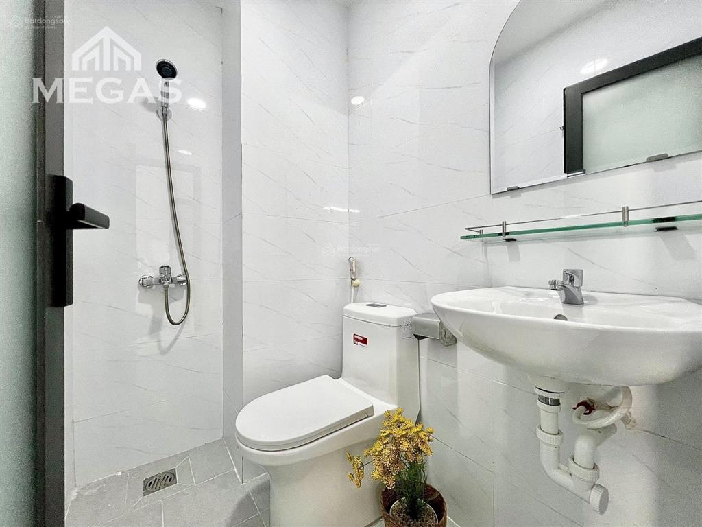 Cho thuê studio full nội thất cửa sổ ở lê văn sỹ q3