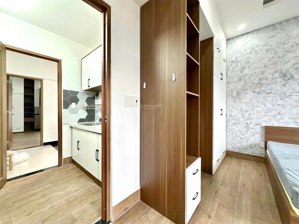Cho thuê căn hộ 1pn full nội thất ban công tại trần quang diệu, quận 3