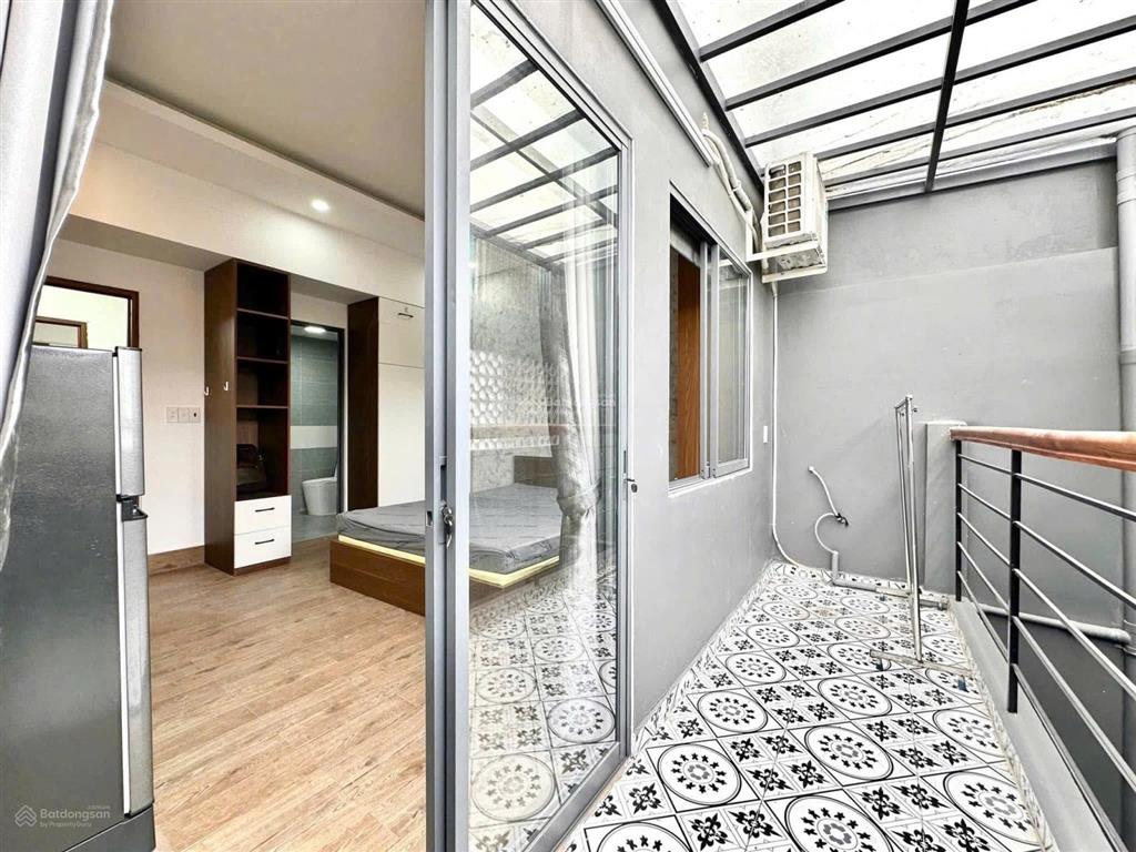 Cho thuê căn hộ 1pn full nội thất ban công tại trần quang diệu, quận 3
