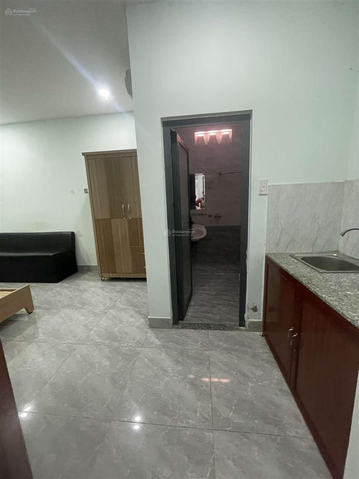 Phòng cho thuê đường tỉnh lộ 10, sẵn nội thất, giá 3 triệu/tháng (khu tên lửa)