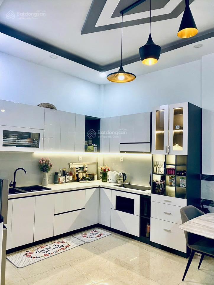 Bán nhà hẻm tỉnh lộ 10, dt 4x13m, 2 tấm, giá 5.3 tỷ