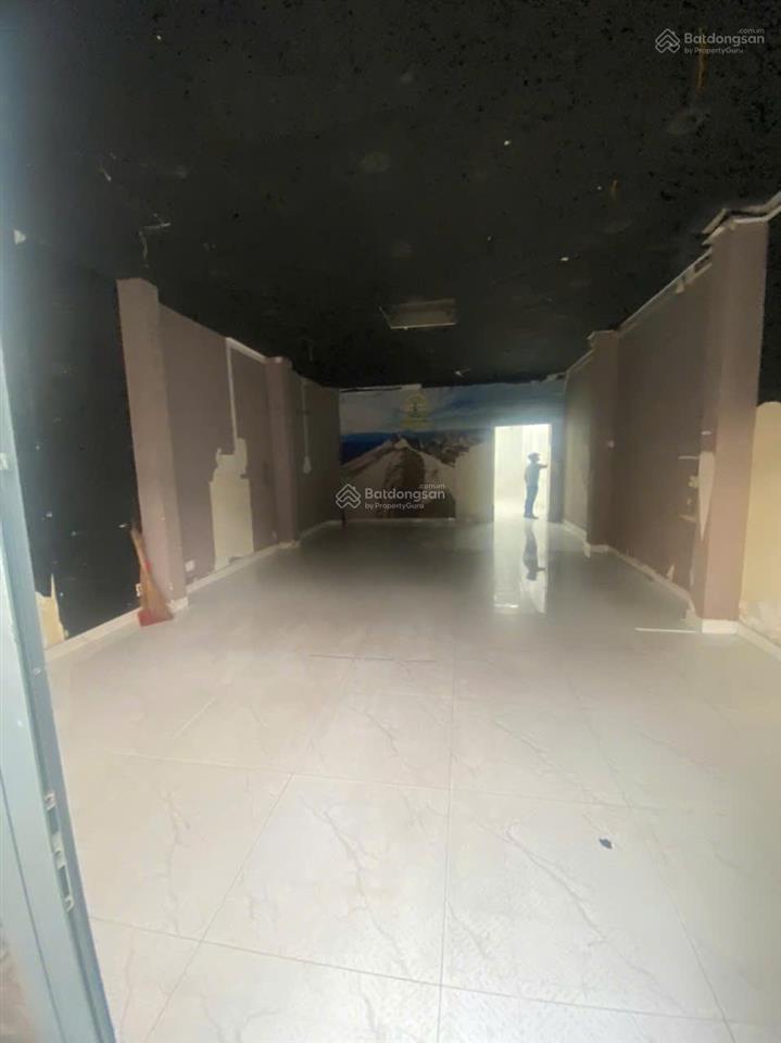 Cho thuê nhà vị trí đẹp, mt kinh doanh đường tên lửa 6x21m 3 lầu, giá 45 triệu/tháng
