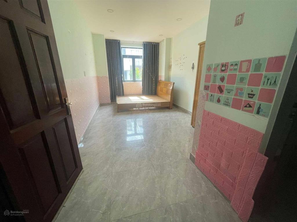 Cho thuê phòng, 5 đường số 4a, khu tên lửa, sẵn nội thất, gần aeon, 3 triệu  3,5 triệu/tháng