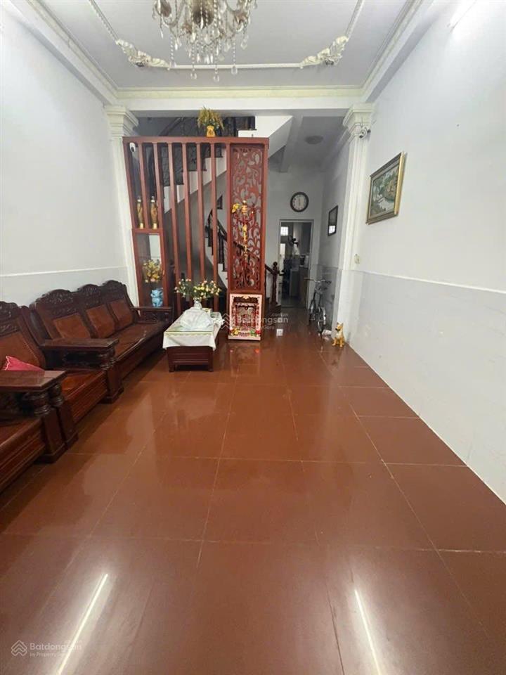 Nhà mt đường số 2, cư xá rada, dt 4x20m, 3.5 tấm, sẵn nội thất, 18 triệu