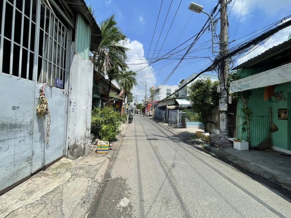 Cho thuê biệt thự 300m2 mt đường liên khu 10  11, giá 30 triệu/tháng