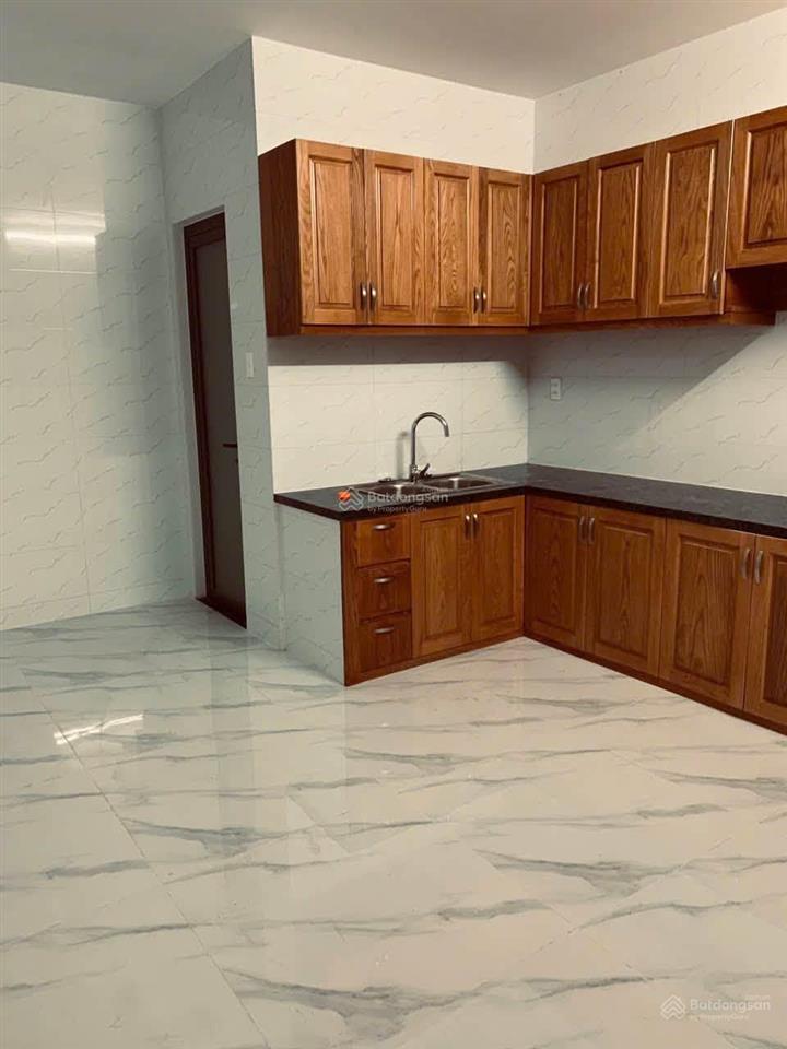 Cho thuê nhà mt khu cư xá phú lâm d, dt 4 x 17m, giá 22 triệu/tháng. gần chợ hồ trong quý