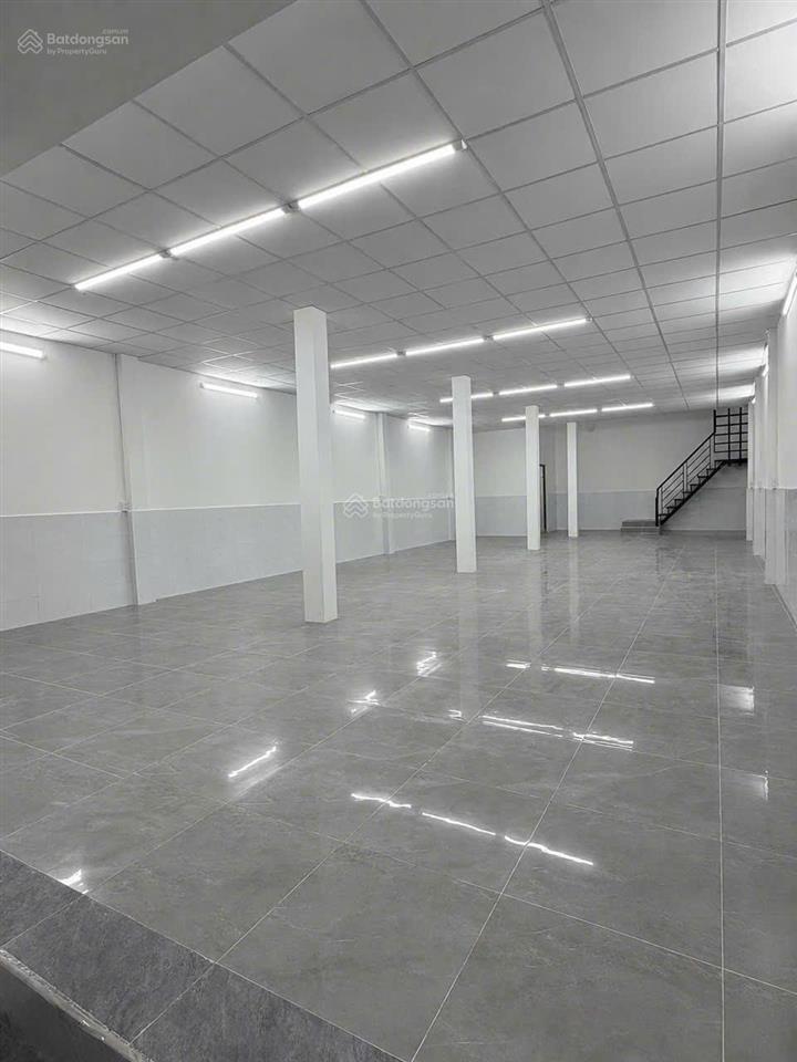 Nhà hẻm ô tô, nguyễn hới, 7,6x20m, 1 lầu, gần kdc lý chiêu hoàng, giá 30 triệu/tháng