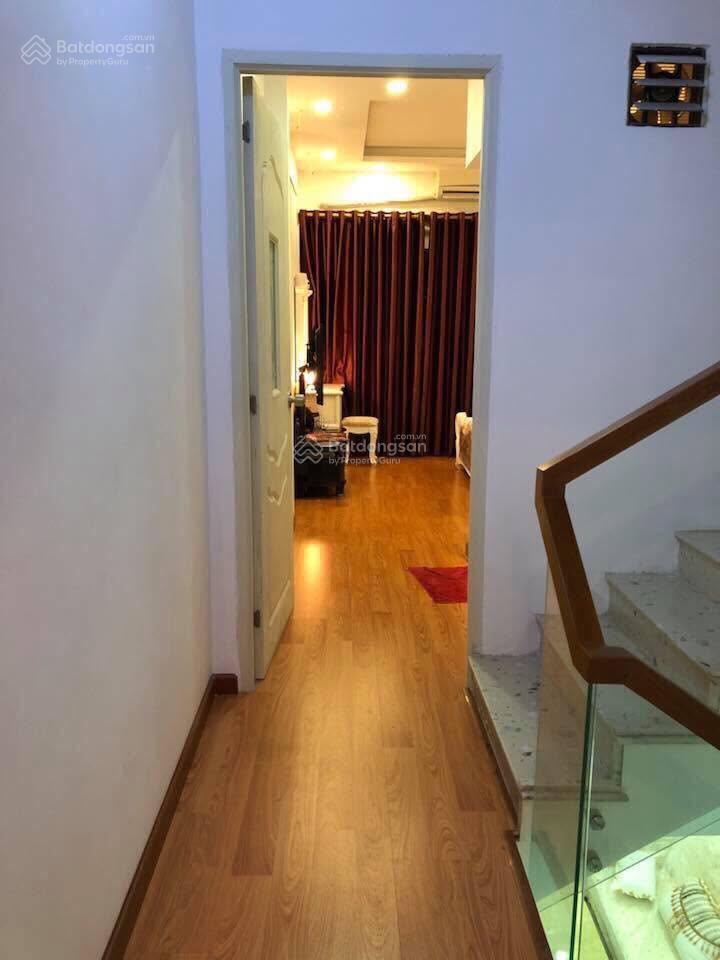 Cho thuê nhà mt, khu bình phú, 4x20m, 2 lầu, 15 triệu/tháng. gần chợ hồ trọng quý