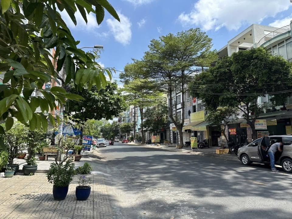Cho thuê nhà mt đường số 24a, dt 4x20m, 3.5 tấm, giá 20 triệu/tháng