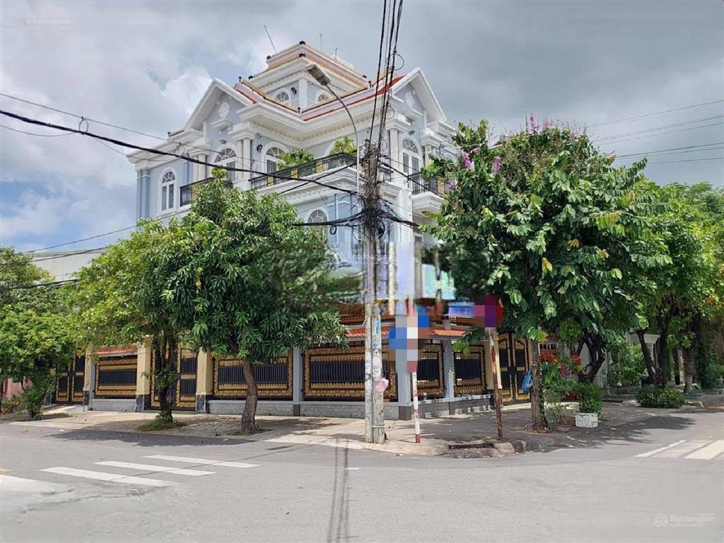 Cho thuê biệt thự góc 2mt đường số 57, 12 x 22m, 3 lầu, 7pn giá 45 triệu. đối diện công viên