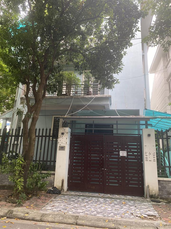Biệt thự yên hoà (trần kim xuyến) 4 tầng, 1 hầm gara ô tô đỗ thoải mái