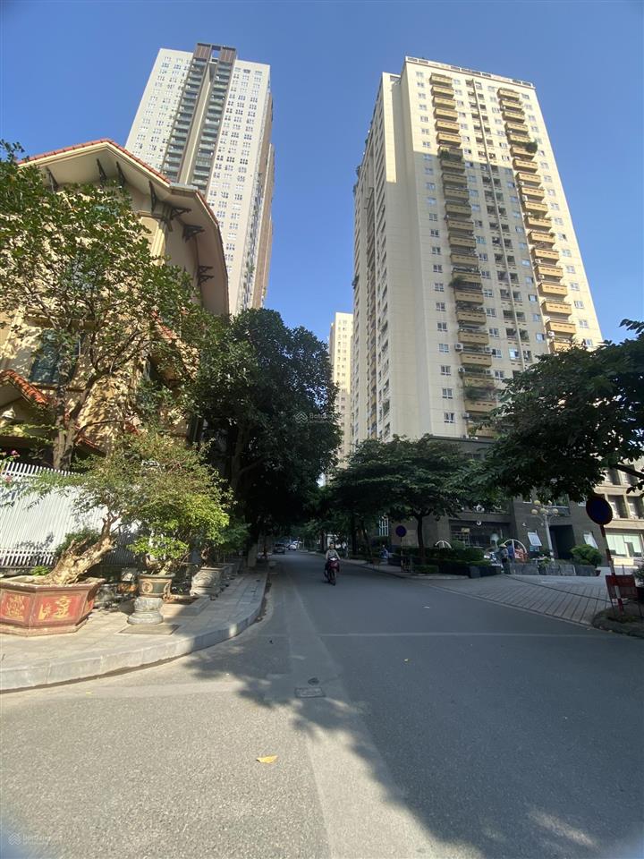 Tôi cần cho thuê biệt thự vimeco nguyễn chánh  (sau big c) 150m, 4 tầng, 1 hầm
