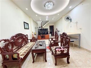 Với hơn 7 tỷ có nhà trung tâm phố, 5 tầng, ngõ thẳng rộng, về ở luôn