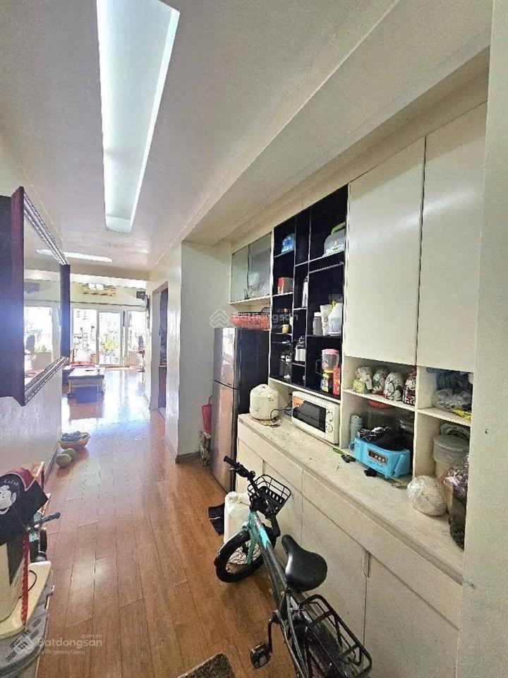 Căn hộ chung cư khu đô thị việt hưng 113m2, 3 pn, chỉ nhỉnh 6 tỷ về ở luôn