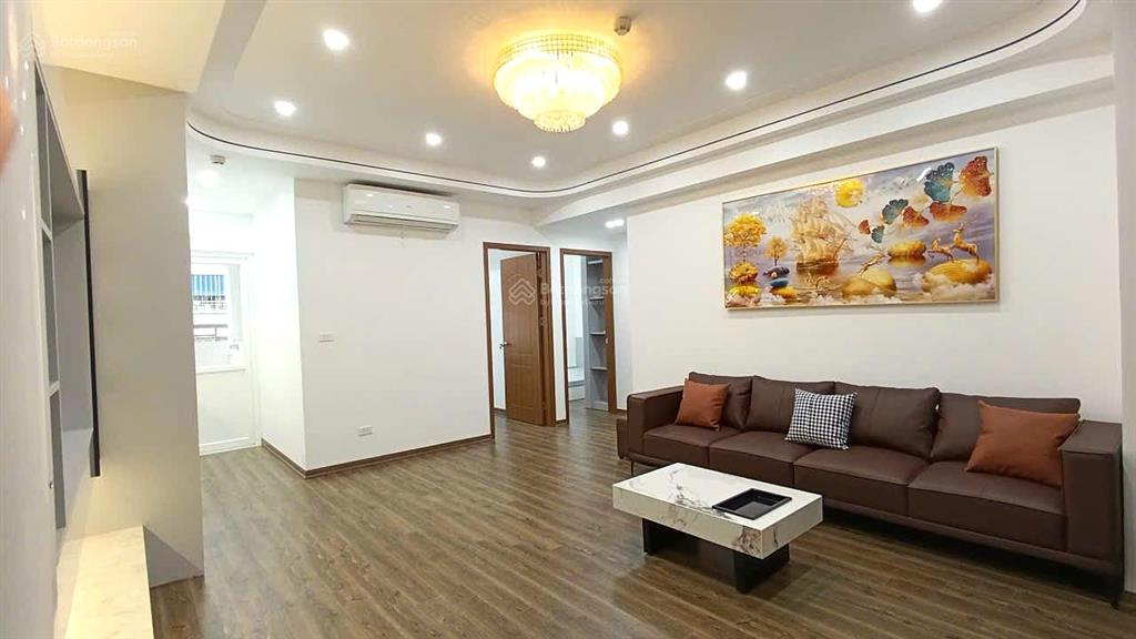 Bán căn hộ đẹp nhất tòa 30t nam trung yên 55m2, giá tốt